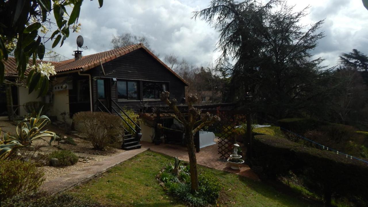 The Petite Chalet Chambre D'Hotes L'Isle-Jourdain  エクステリア 写真