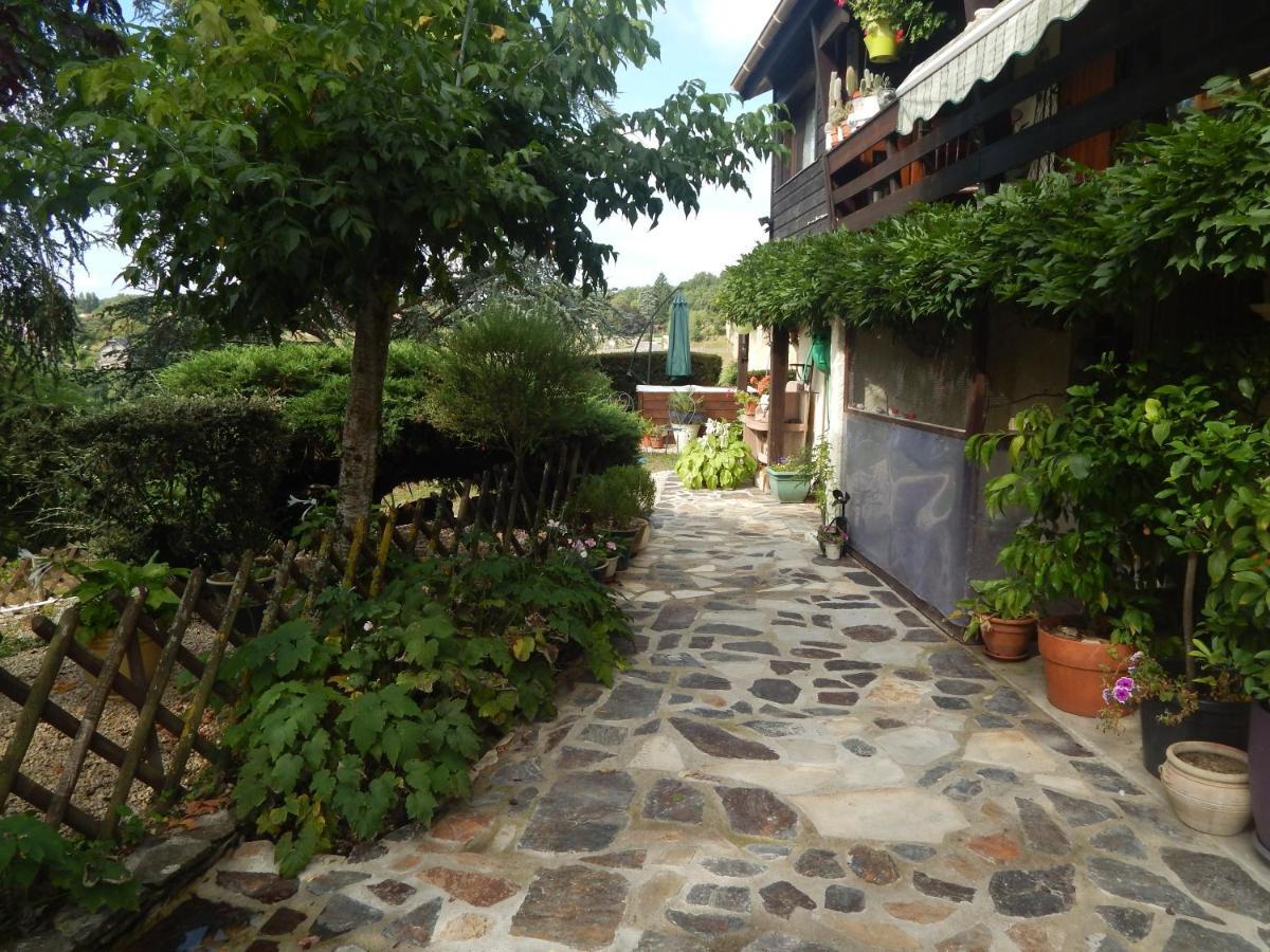 The Petite Chalet Chambre D'Hotes L'Isle-Jourdain  エクステリア 写真
